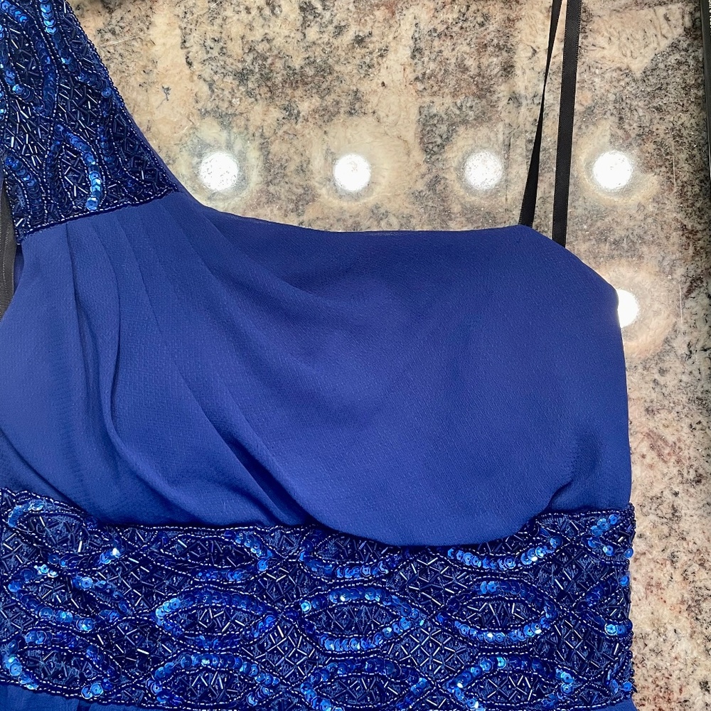 B darlin Asymmetric dress